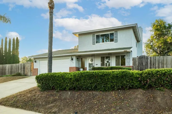 2005 Fantero Avenue, Escondido, California 92029