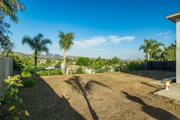 2005 Fantero Avenue, Escondido, California 92029