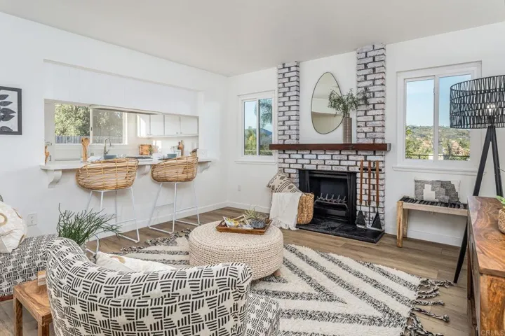 2005 Fantero Avenue, Escondido, California 92029