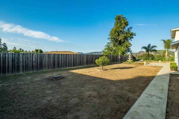 2005 Fantero Avenue, Escondido, California 92029
