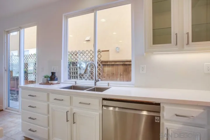 3817 Shale Ct., Carlsbad, California 92010