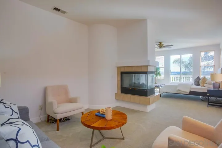 3817 Shale Ct., Carlsbad, California 92010
