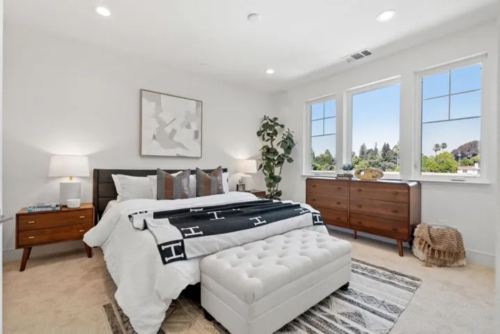 1790 Warburton 1, Santa Clara, California 95050