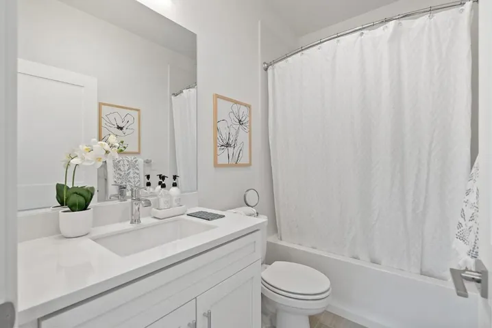1790 Warburton 1, Santa Clara, California 95050