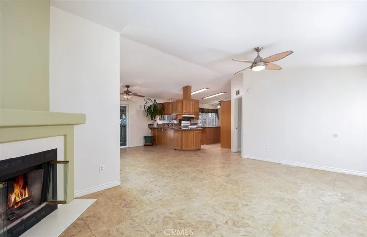 951 S Lincoln Avenue, El Cajon, California 92020