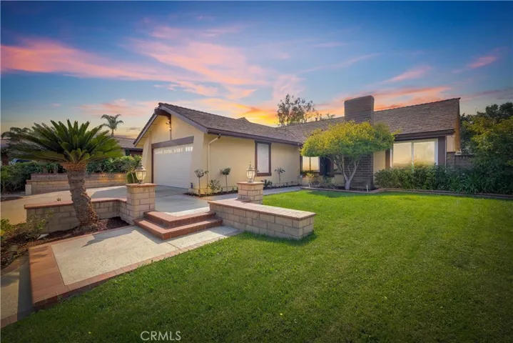 1820 Avenida Monte Vista, San Dimas, California 91773