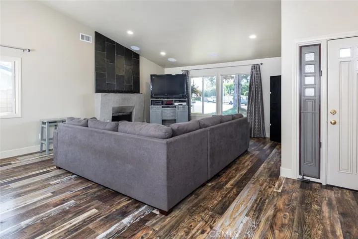 17961 Martha Anne Drive, Tustin, California 92780