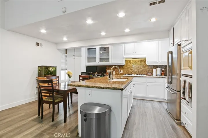 25948 Robin Circle Unit 20, Mission Viejo, California 92691