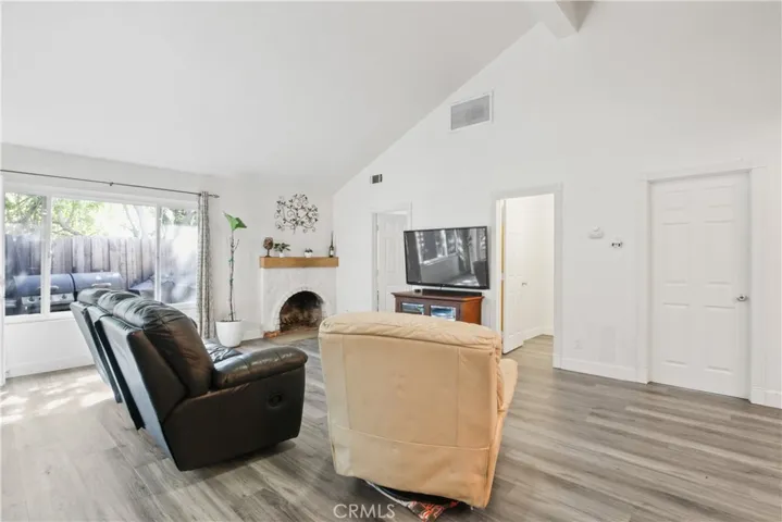 25948 Robin Circle Unit 20, Mission Viejo, California 92691