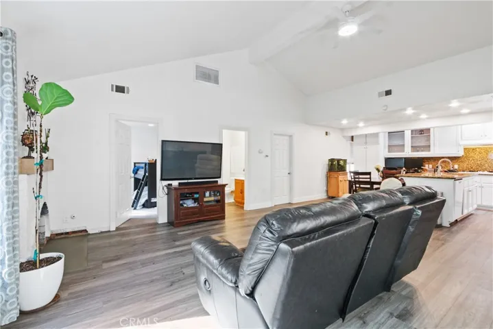 25948 Robin Circle Unit 20, Mission Viejo, California 92691