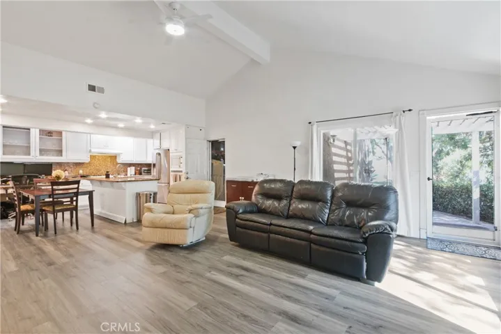 25948 Robin Circle Unit 20, Mission Viejo, California 92691