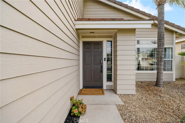 30539 Meadow Run Place, Menifee, California 92584