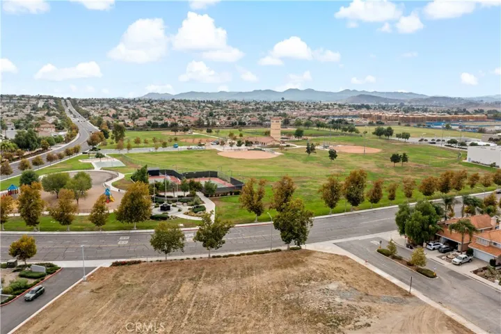 30539 Meadow Run Place, Menifee, California 92584