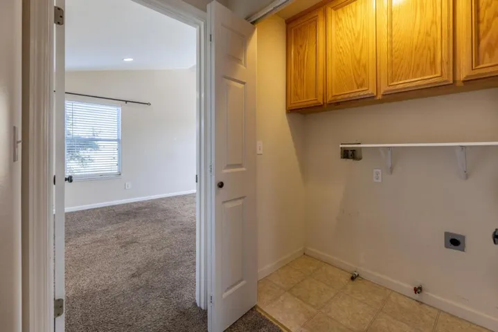 32 Firethorne Way, Watsonville, California 95076