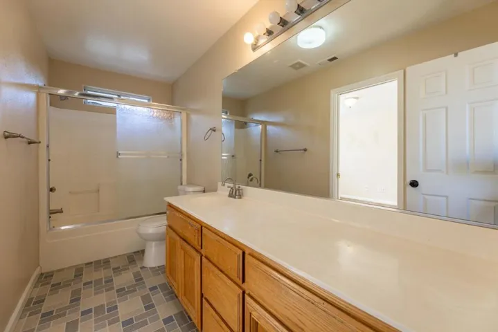 32 Firethorne Way, Watsonville, California 95076