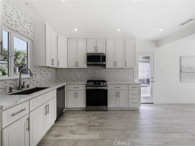 10807 Wescott Avenue, Sunland, California 91040