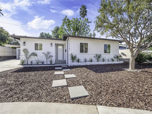 10807 Wescott Avenue, Sunland, California 91040