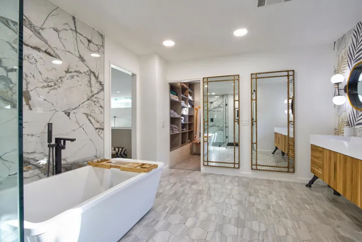 40-Primary-Bathroom