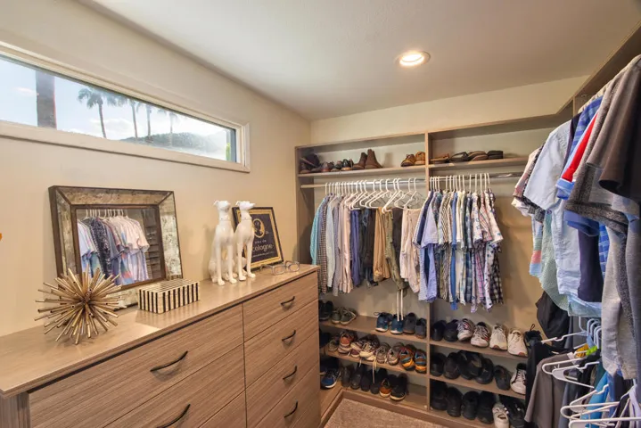 44-Primary-Closet