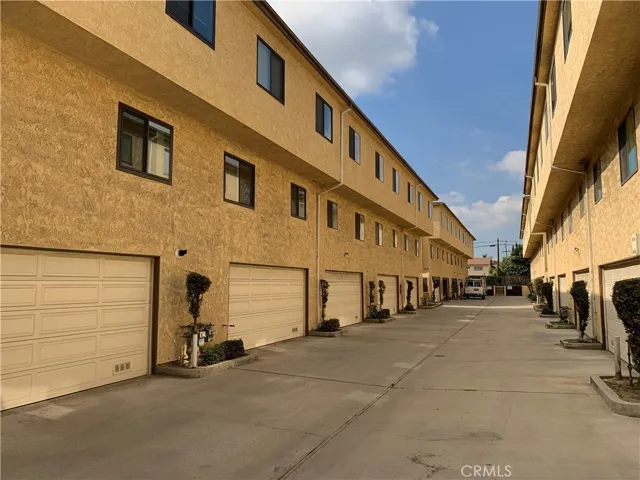 431 N Alhambra Avenue B, Monterey Park, California 91755