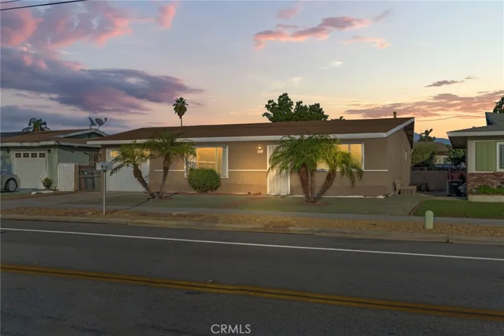 820 S Gilbert Street, Hemet, California 92543