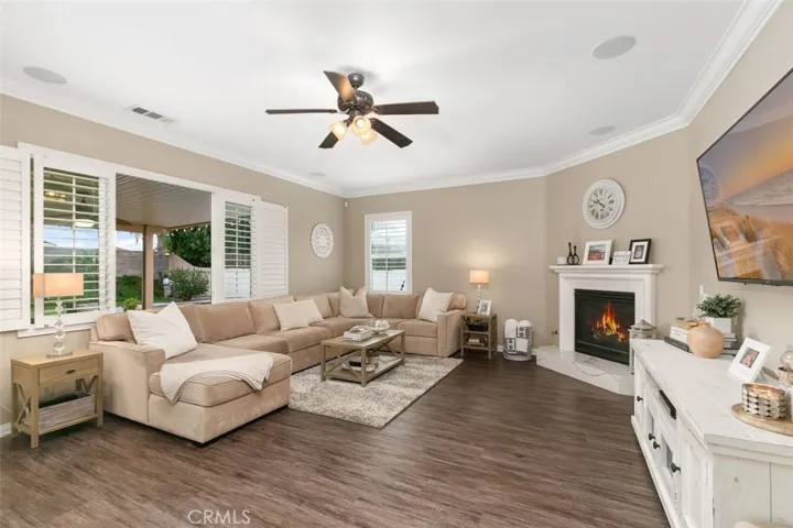 7194 Tiburon Drive, Eastvale, California 92880