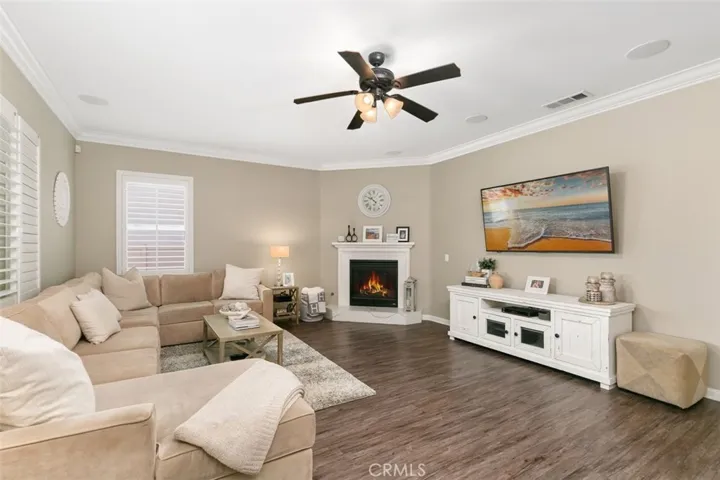 7194 Tiburon Drive, Eastvale, California 92880