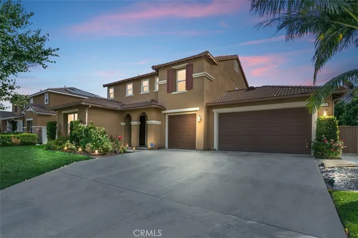 7194 Tiburon Drive, Eastvale, California 92880