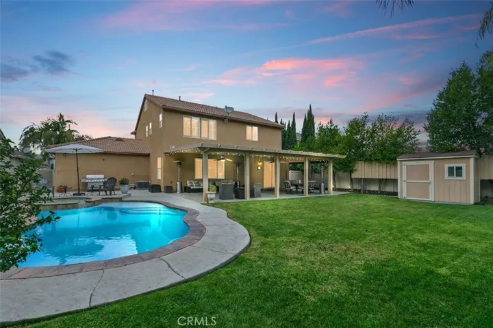 7194 Tiburon Drive, Eastvale, California 92880