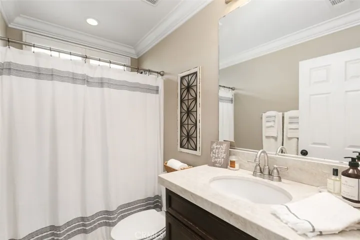 7194 Tiburon Drive, Eastvale, California 92880