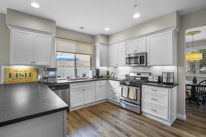891 Via Allegra, Vista, California 92081