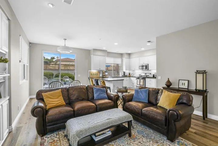 891 Via Allegra, Vista, California 92081