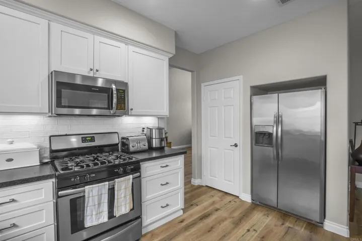 891 Via Allegra, Vista, California 92081