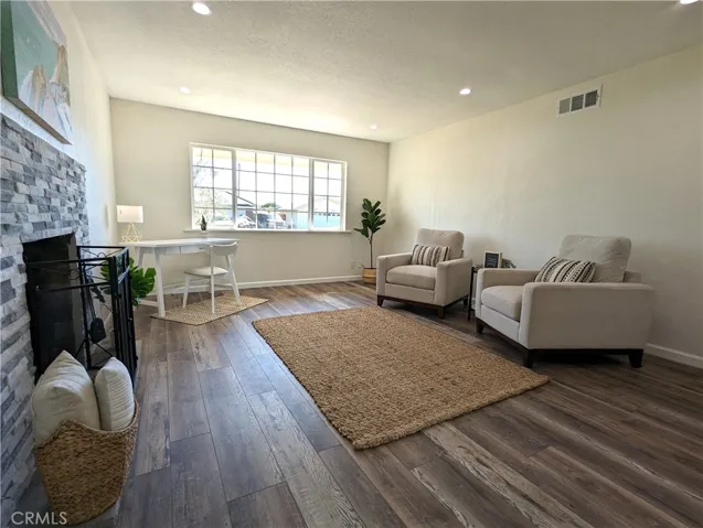 3391 Rivermore Street, Camarillo, California 93010