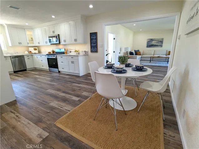 3391 Rivermore Street, Camarillo, California 93010