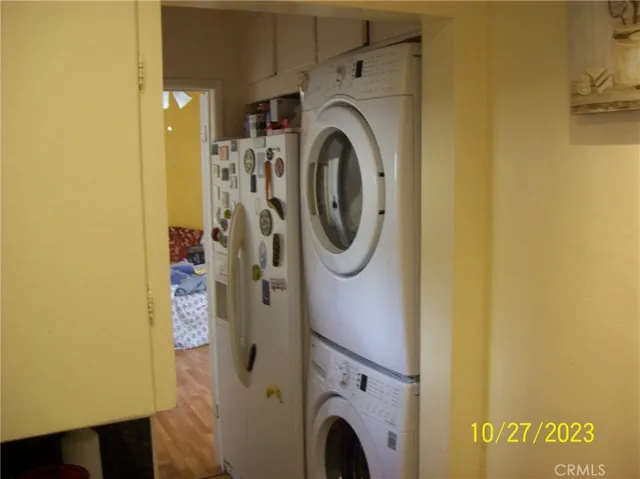 LAUNDRY AREA