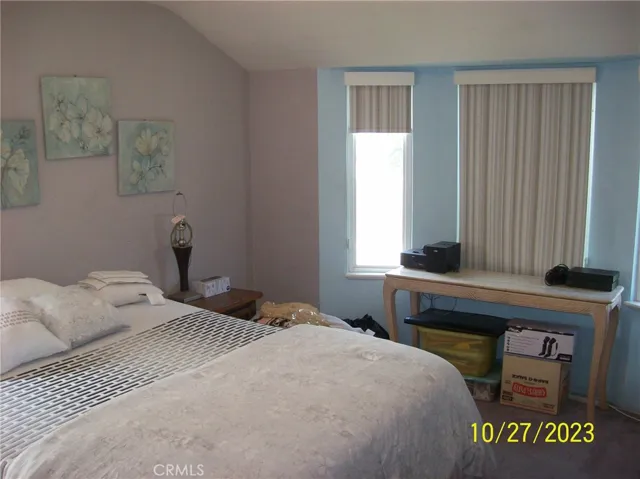 FRONT BEDROOM