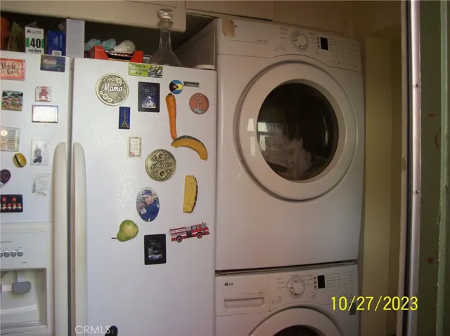 LAUNDRY AREA