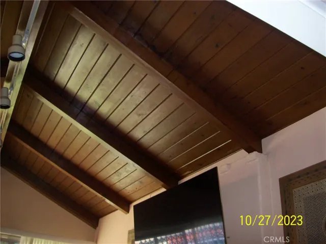 FAMILY ROOM OPEN BEAM CEILING