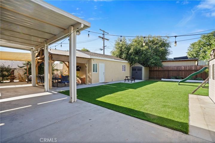 Detached 2 car garage converted