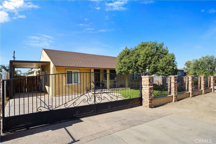 8855 Remick Ave, Sun Valley