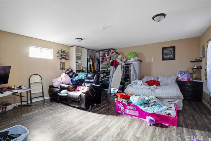 Converted garage with loft style room
