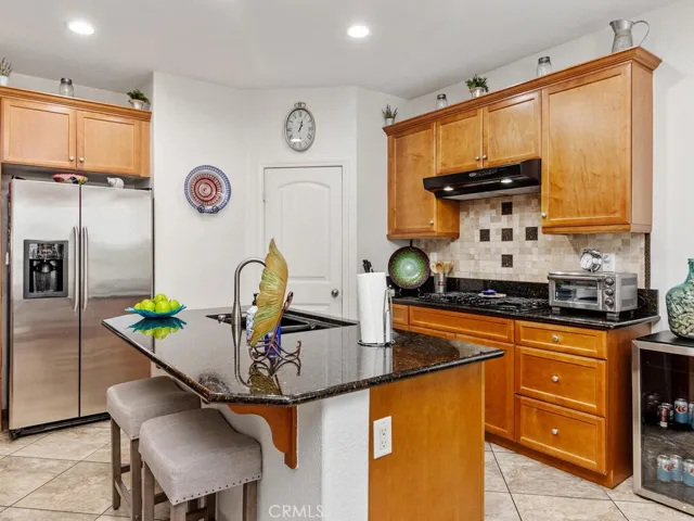 Kitchen Island w/Sink