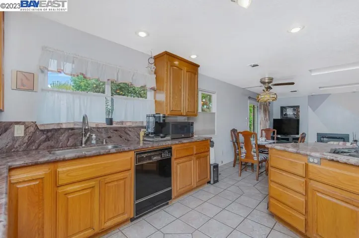 3793 Cowell Rd, Concord, California 94518