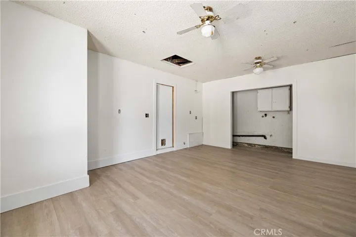 40190 178th Street E, Lake Los Angeles, California 93591