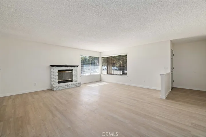 40190 178th Street E, Lake Los Angeles, California 93591
