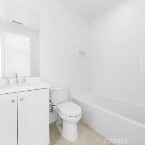 226 Fiore, Irvine, California 92602