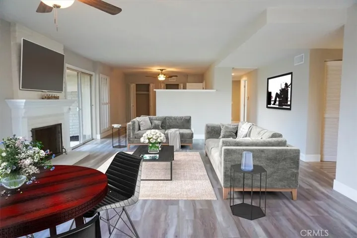 Photo Stage Living