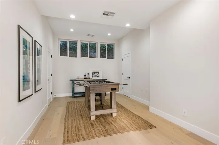 A versatile ensuite bonus room can potentially become a fifth bedroom and makes a great home office, gym or art studio.