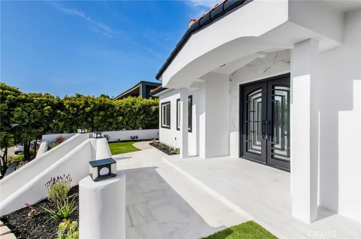 2850 Zell Drive, Laguna Beach, California 92651